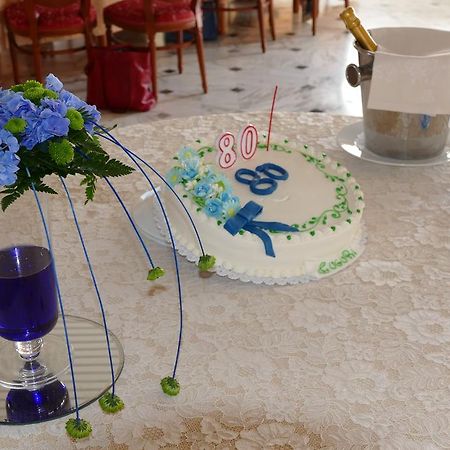 Hotel L'Ulivo Mirabella Eclano Zewnętrze zdjęcie