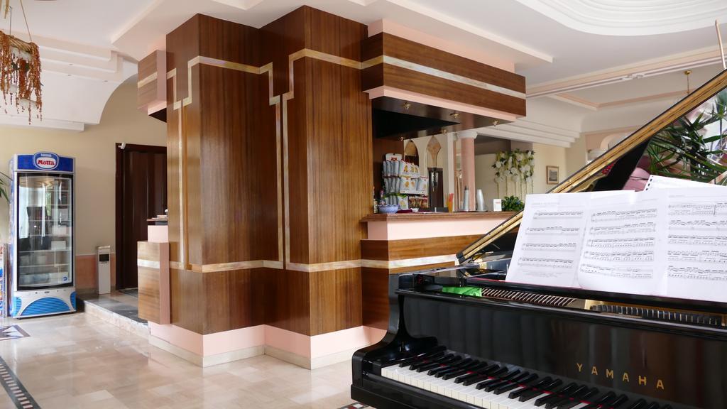 Hotel L'Ulivo Mirabella Eclano Zewnętrze zdjęcie